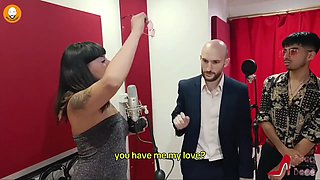La Cantante Beabea Prefiere Otro Tipo De Microfonos, Para Chupar, Que La Cojan Y Que Le Den La Leche
