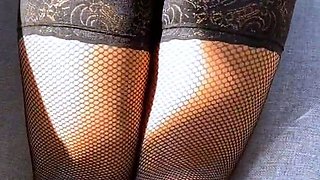 Nasty masseuse blonde in stockings jerks and sucks on cock
