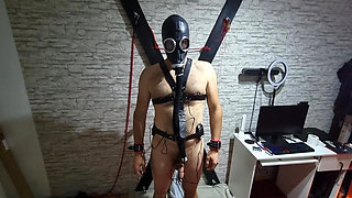 Fuck Machine Pounds Mature Slut's Gaping Holes Relentlessly