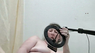 Cripplefreak4u Uses Her Fucking Machine for the First Time