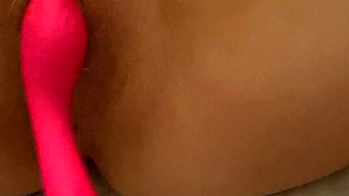 Fuck my hairy pussy and make me squirt