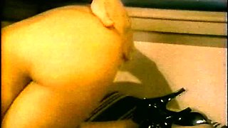 Amateur blonde blowjob and deepthroat