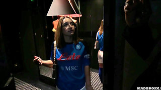 An Italian Fan From Napoli Cheats On Her Boyfriend And Agrees To Get Her Ass Pounded To Apologize !!!