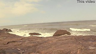 Boneca Trans e Casal Mattos Putaria no Carro Praia e Cu