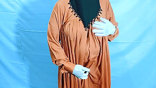 village Indian beautiful woman - Clear Hindi