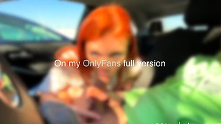 Public sex! She took a dick in her mouth in the car and