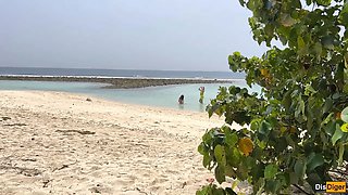 Public Pickup Stepmom and Stepdaughter on Beach - Risky Dick Flashing