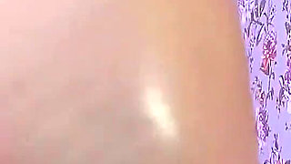 I Smear My Ass with Oil and Spank It Until It Turns Red