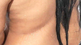 Today I Bathed My Sister-in-law Naked, She Gave It Secretly.