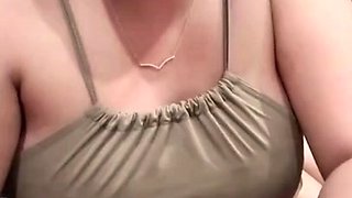 Mamah Muda Cantik Asal Bali