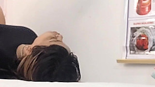 A Lesbian Couple Went to a Male Gynecologist