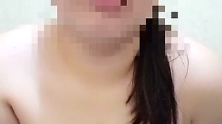 Sex with Big Breasts Swaying Pussy with Spit