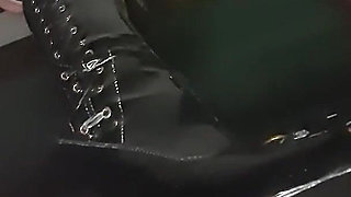 Being a Bootworship Bitch