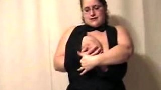 Amateur brunette ariana marie solo toying