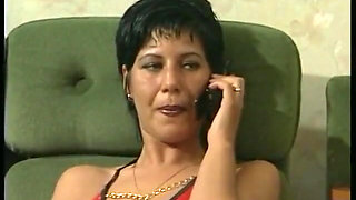 Lesbian sluts licking pussies and seducing them with dildo