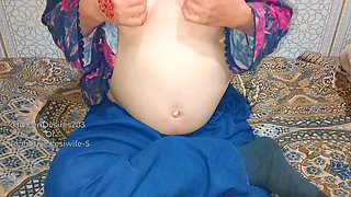 Desi Red Lipstick Bahbi Boobs Show with Pregnant