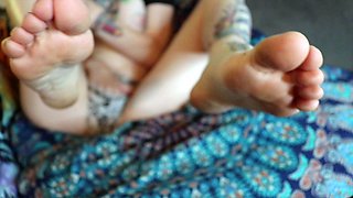 Brunette Amateur Self Fisting