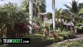 Hot tenant bailey base with no currency nails her new landlord