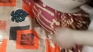 Very Beautiful Indian Bhabhi in Red Saree