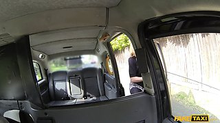 Randy cougar gives mind blowing eating cock and recieves fat facial - faux cab