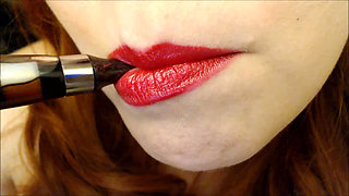 Smoking Redhead (wmv)