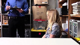 ShopLyfter-Debunked Lady Makes A Deal With The Security