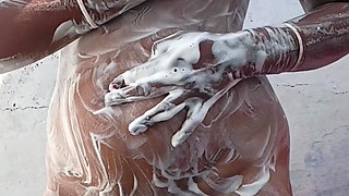 My nude bathing show