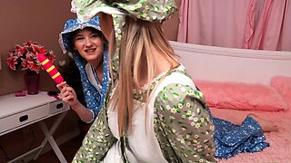 Blonde and Brunette Lesbians Scissor Fuck