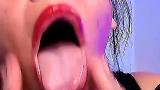 Slaps and Extreme Deepthroat