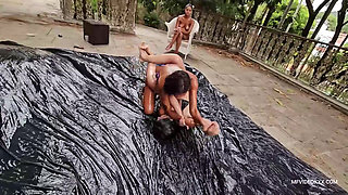 Super Oil Fight of Three Cuties