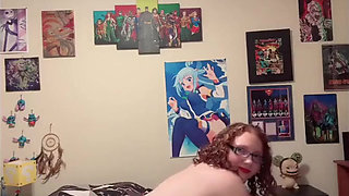 Amateur Ginger Beauty Pounds Ass on Camera & Has Sexy Dance Party: Lights, Camera, Masturbate