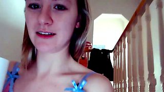 Wild blonde teen LIBRARY deep toying pussy on webcam