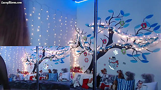 Live Show Pole Dance in Stockings 11:04