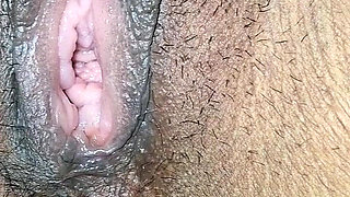 Bangladeshi Hindu Aunty, Do You Like My Pussy?