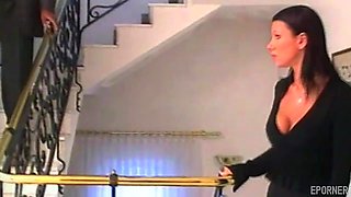Mommy Wants To Screw BIG BLACK PENIS At The Staircase