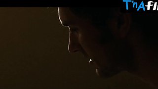 Alexandra Maria Lara Bootie, Orbs Episode in Der Fischer Und Seine Frau