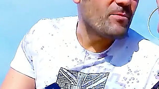 Stranger guy talks to skinny MILF Zaza La Coquine and fucks her on the beach