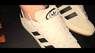 Sneakers Fingering Gangbang, Anal