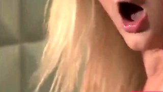 Lesbian Pussy Delight: Facesitting and Licking
