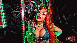 Ivy's Kiss Bloom of Ruin