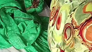 Desi Indian Brother-in-law Fed His Sister-in-law a Banana, Had Sex with Her, and Licked Her Pussy. Hindi Video