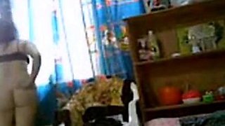 Arab Amateur Touches Herself at Home