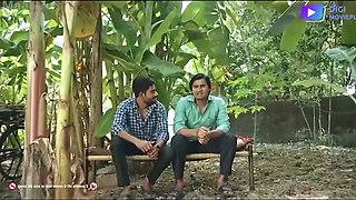 Arousing Indian MILF erotic video