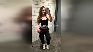 Sophie Rain Buddy Cums Hard on TikTok Live Pussy Wreck
