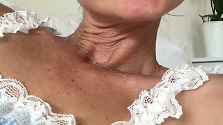 Cleanng Lady Solo POV Role Play