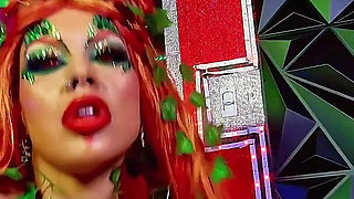 Ivy's Kiss Bloom of Ruin