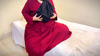 I'm 20y Old Arab Muslim BBW Hot Girl, Can U Fuck Me Please? My Parents Are Not in Home Today