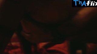 Carol Nakamura Orbs Vignette in Arcanjo Renegado