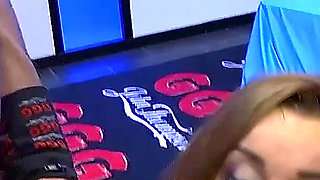 Brunette Slut in Ggg Blowbang Swallowing Cum