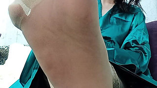 June Photo Session Legs and Feet